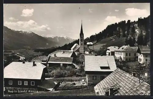 AK Berg im Drautal, Teilansicht mit Talblick und Bergpanorama