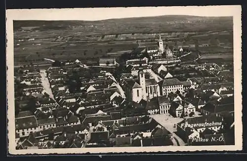 AK Pulkau /N.-Ö., Teilansicht mit Kirche, Fliegeraufnahme