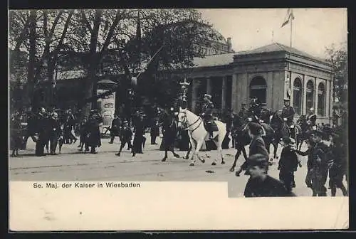 AK Wiesbaden, Spazierritt Seiner Majestät