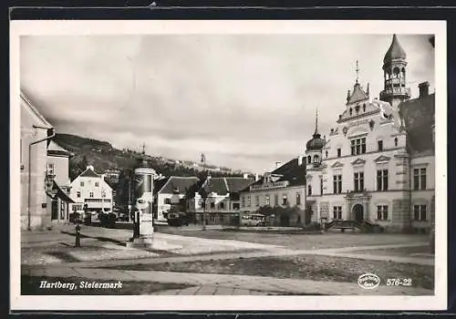 AK Hartberg, Marktplatz mit Rathaus, Litfasssäule