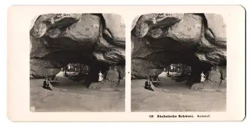 Stereo-Fotografie NPG, Berlin, Ansicht Bad Schandau, Blick in den Kuhstall in der sächsischen Schweiz