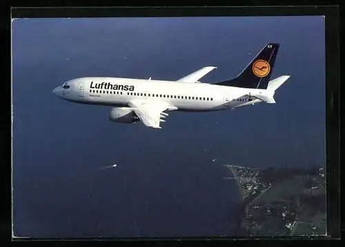 AK Flugzeug, Linienflugzeug der Fluglinie Lufthansa, Boeing 737-300 in der Luft