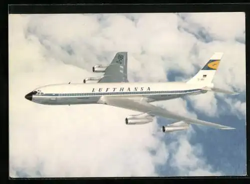 AK Flugzeug des Types Boeing 707 der Lufthansa über den Wolken