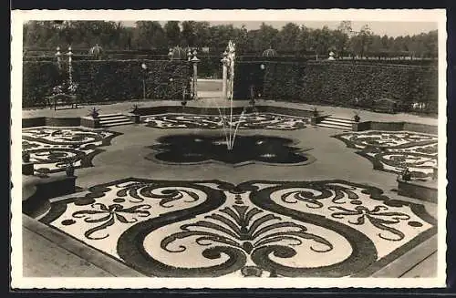 AK Hannover-Herrenhausen, Blick in den Barockgarten