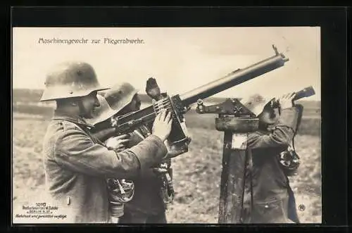 Foto-AK Sanke Nr. 1070: Soldaten der Infanterie mit Maschinengewehr zur Fliegerabwehr