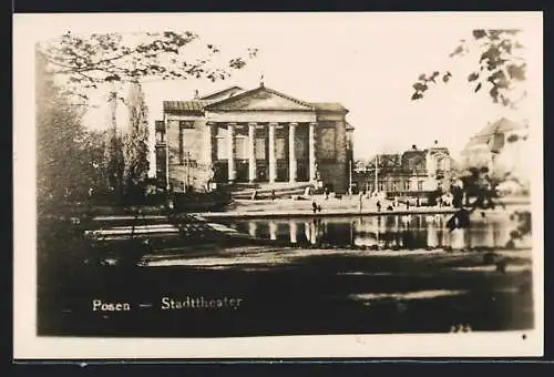 AK Posen, Stadttheater im Sonnenschein