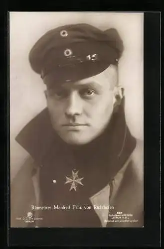 Foto-AK Sanke Nr. 503: Rittmeister Manfred Frhr. von Richthofen mit Pour le Merite Orden