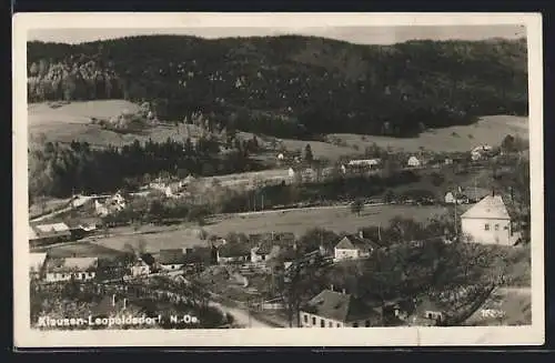 AK Klausen-Leopoldsdorf, Ort aus der Vogelschau