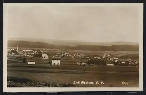 AK Gross Siegharts /N. Ö., Ortsansicht aus der Vogelschau