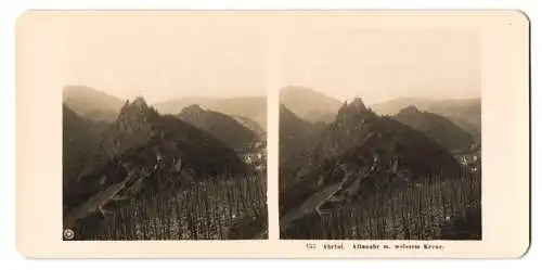 Stereo-Fotografie NPG, Berlin, Ansicht Altenahr, Berg mit weissen Kreuz und Teilansicht des Ortes