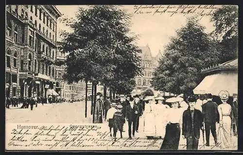 AK Hannover, Georg-Strasse mit Spaziergängern