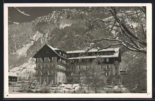 AK Bad Hofgastein, Grand Hotel im Schnee