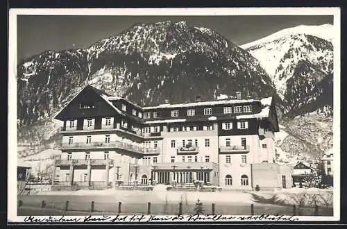 AK Bad Hofgastein, Grand Hotel im Schnee