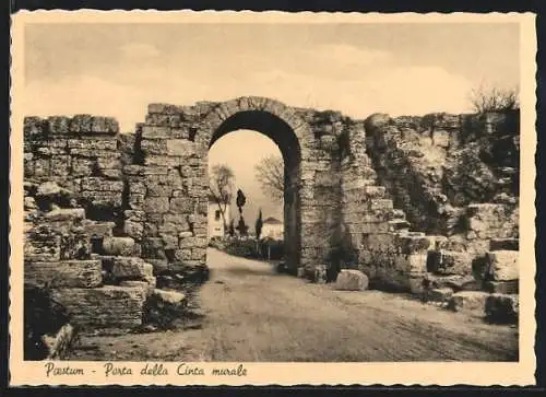 AK Paestum, Porta della Cinta murale