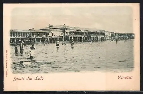 AK Venezia, Strand mit Steg im Sommer