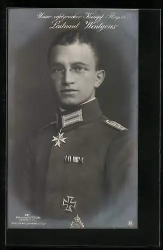 Foto-AK Sanke Nr. 391: Leutnant Wintgens mit Brille in Uniform, Flugzeug