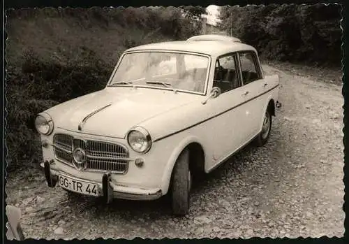 Fotografie Auto NSU-Fiat Neckar, PKW mit Kennzeichen Gross-Gerau