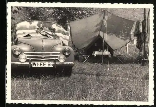 Fotografie Tauber, Wiesbaden, Auto Ford Taunus, Kennzeichen Wiesbaden