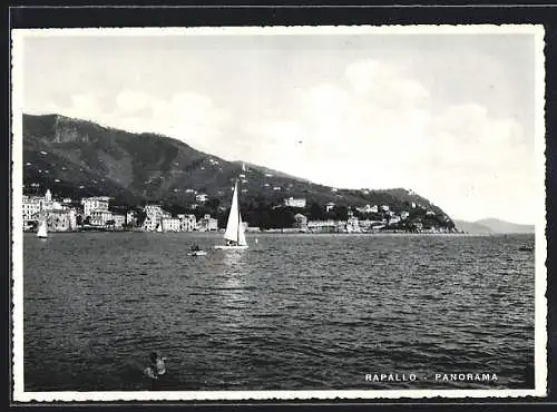 AK Rapallo, Panorama vom Meer gesehen
