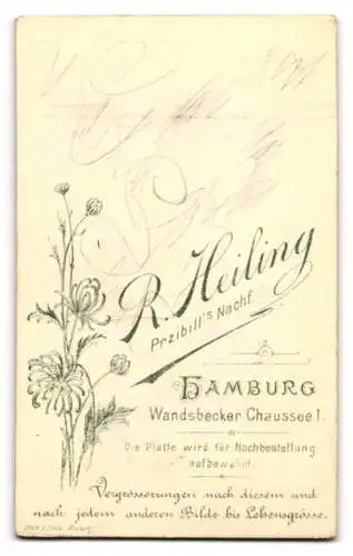 Fotografie R. Heiling, Hamburg, Wandsbecker Chaussee 1, Junge Dame mit zurückgebundenem Haar
