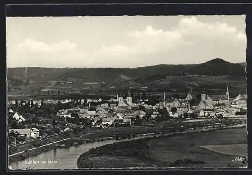 AK Hassfurt am Main, Ortsansicht über die Flussbiegung
