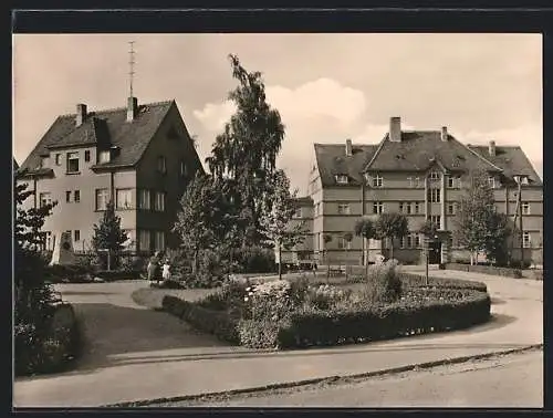 AK Ronneburg /Thür., OdF-Denkmal am Rudolf-Breitscheid-Platz