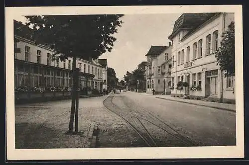 AK Bad Lippspringe, Blick in die Dettmolder Strasse