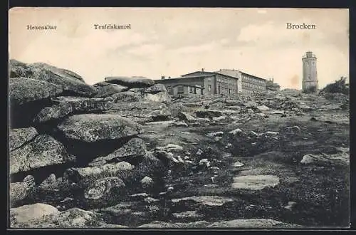 AK Brocken, Unterkunftshaus, Teufelskanzel und Hexenaltar auf dem Brocken