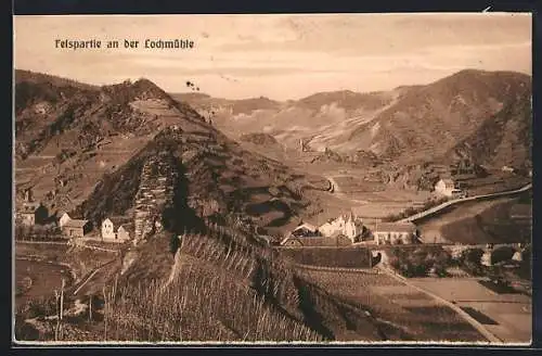 AK Lochmühle / Altenahr, Felspartie mit Blick auf den Ort