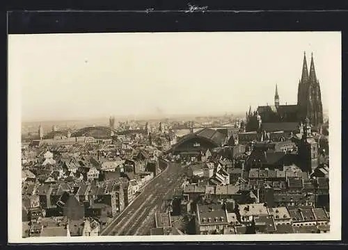 AK Köln, Blick auf Dom und Hauptbahnhof