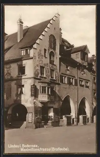 AK Lindau i. Bodensee, Maximilianstrasse mit Brotlaube