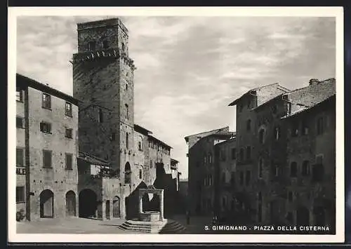AK S. Gimignano, Piazza della Cisterna