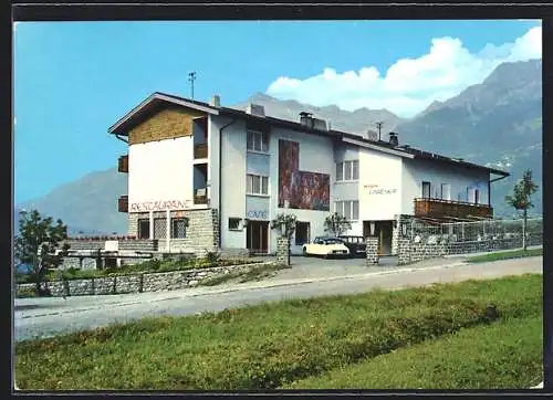 AK Dorf Tirol bei Meran, Hotel Pension Gartner mit Strasse