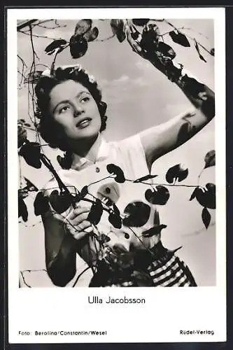 AK Schauspielerin Ulla Jacobsson in dem Film ...und ewig bleibt die Liebe