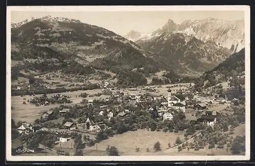 AK Schruns / Vorarlberg, Panorama vom Berg aus gesehen