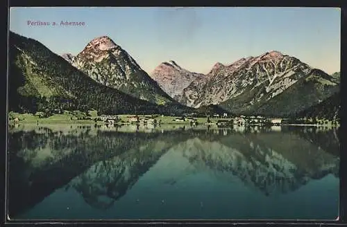 AK Pertisau a. Achensee, Blick über den See auf den Ort