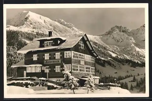 AK Mittelberg / Kleines Walsertal, Pension Haus Hoheneck im Winter