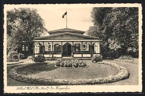 AK Werl /Soest, Partie im Kurgarten, 