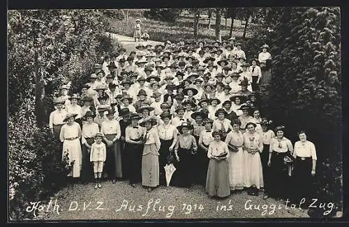 Foto-AK Zug, Kath. D.V. Z. Ausflug 1914 in die Pension Guggital, Gruppenfoto