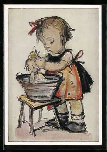 Künstler-AK Hummel: Kleines Mädchen badet ihre Puppe