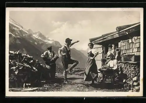 AK Sonntagmorgen auf der Alm, Schuhplattel-Tanz