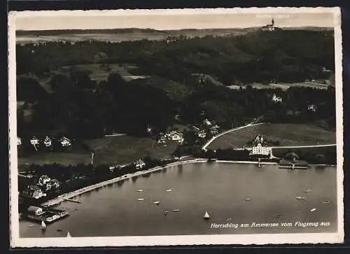 AK Herrsching am Ammersee, Uferpartie mit Kloster Andechs, Fliegeraufnahme