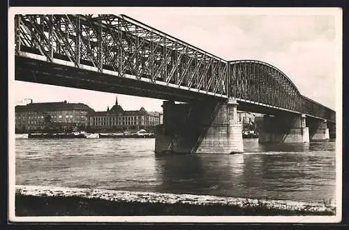 AK Bratislava, An der Brücke