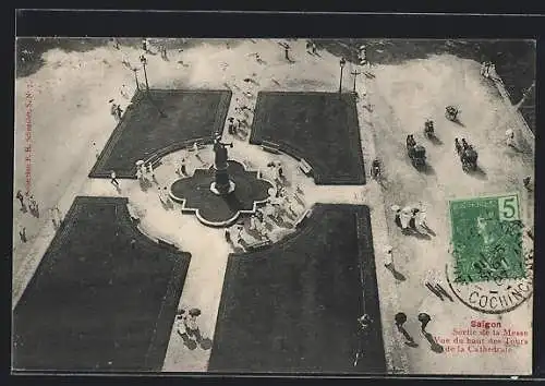 AK Saigon, Sortie de la Messe, Vue du haut des Tours de la Cathédrale