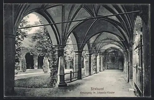 AK Stralsund, Kreuzgang im Johannis-Kloster
