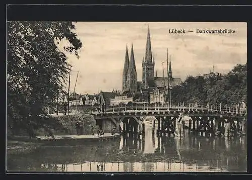 AK Lübeck, Dankwartsbrücke mit Kirchen-Panorama