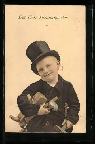 AK Kleiner Tischlermeister mit Hobel und Hammer