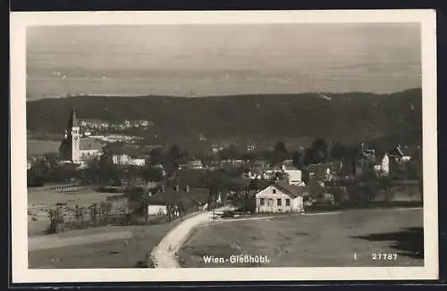 AK Giesshübl, Ortspanorama mit Kirche