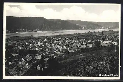 AK Rheinbrohl /Rhein, Teilansicht mit Kirche