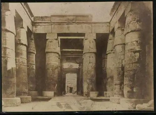Fotografie unbekannter Fotograf, Ansicht Luxor / Ägypten, Tempel des Chons